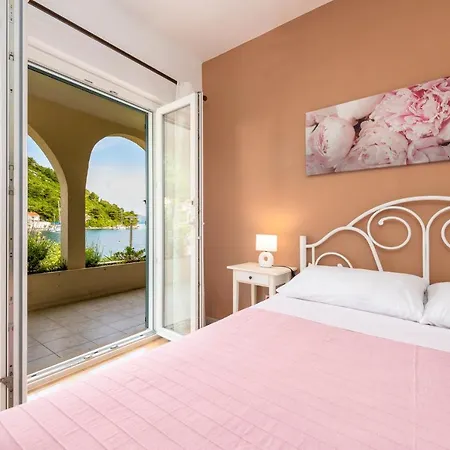 Apartment Mirjana Mljet Prožura