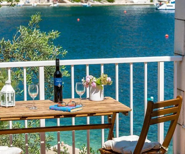 Apartment Mirjana Mljet Prožura